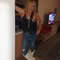 Rhonda Wanless