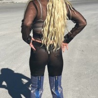 Public profile of Vivian