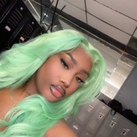 Yas