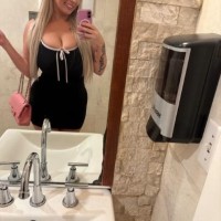 Khloe