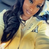 Public profile of Lauryn