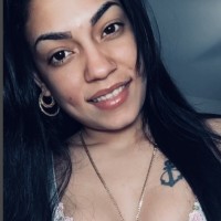 Public profile of Mia