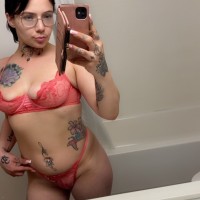 Public profile of Desiree