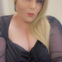 LEILA SWALLOWZ