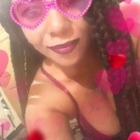 MzMia